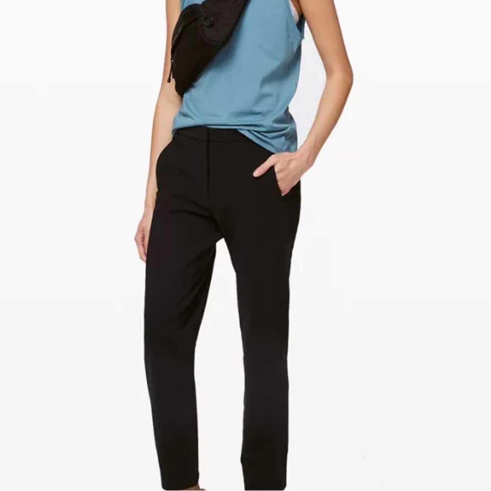 Lululemon On The Move Women’s Black Pants size 6